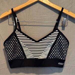 Lorna Jane Stylish Black and White Mesh Sports Bra